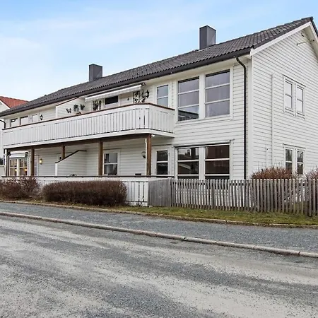 Nyoppusset Midt I Sentrum Daire